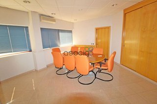 Oficina en venta en Cabanillas del Campo