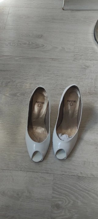 Zapatos de tacón Mayran charol blanco talla 39