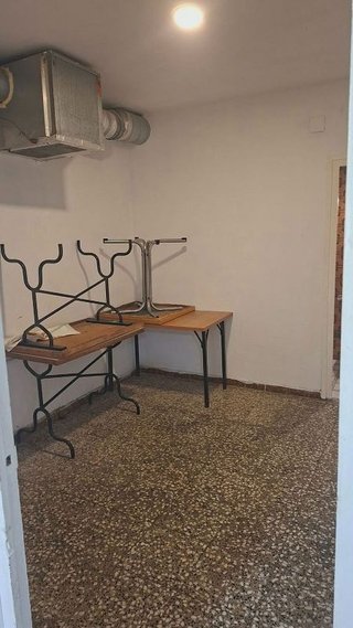 Local comercial en alquiler en El Castell-Poble Vell en Castelldefels