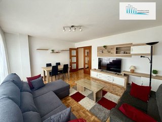 Piso en alquiler en Ermitagaña - Mendebaldea en Pamplona