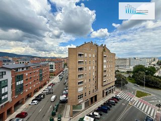 Piso en alquiler en Ermitagaña - Mendebaldea en Pamplona