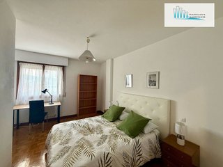 Piso en alquiler en Ermitagaña - Mendebaldea en Pamplona