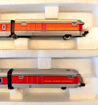 Talgo Ibertren. Escala N - Ref 280 Plateado