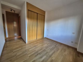 Piso en venta en Universidad en Ávila