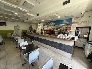 Local comercial en venta en San Luis en Almería