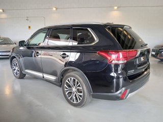 Mitsubishi Outlander 2016