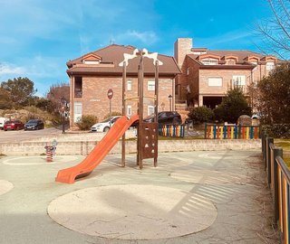 Dúplex en venta en Pueblo - Urb. Norte en Valdemorillo
