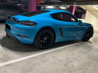 Porsche 718 Cayman