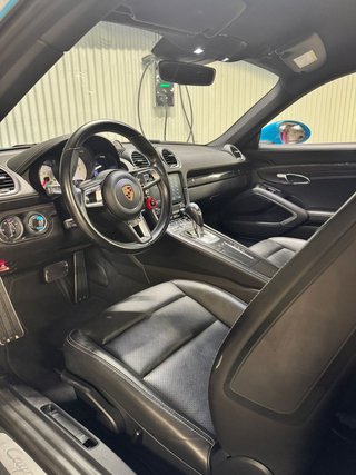 Porsche 718 Cayman
