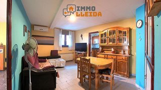 Casa adosada en venta en Binéfar