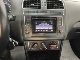 Volkswagen Polo 2014 CON GARANTIA Y TRANSFERENCIA