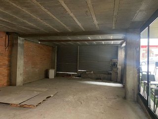 Local comercial en venta en Couto en Ourense