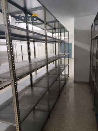Local comercial en venta en Nueva Almería - Cortijo Grande - Vega de Acá en Almería