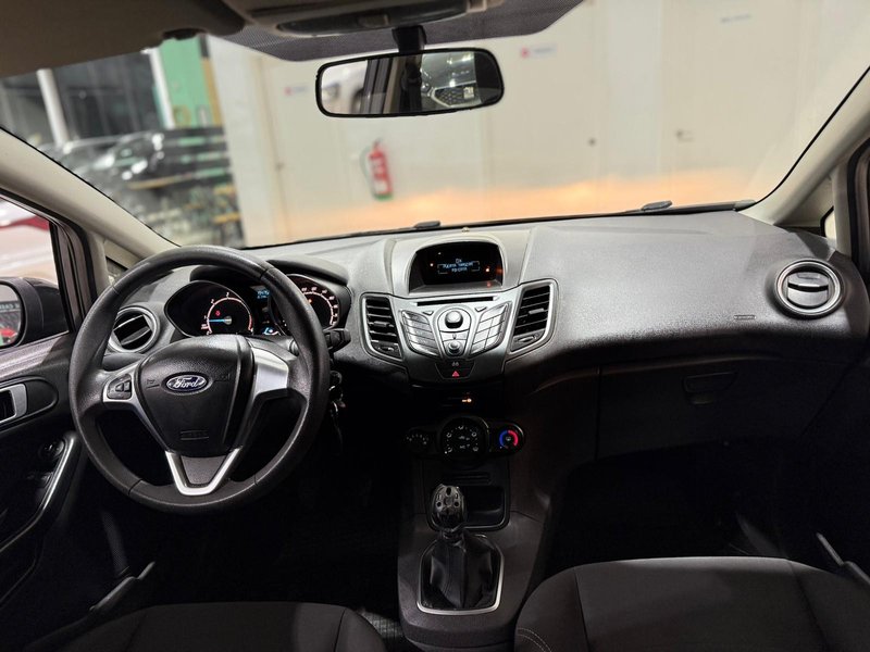 Ford Fiesta 1.5 TDCi Titanium 5p 2014, foto 8