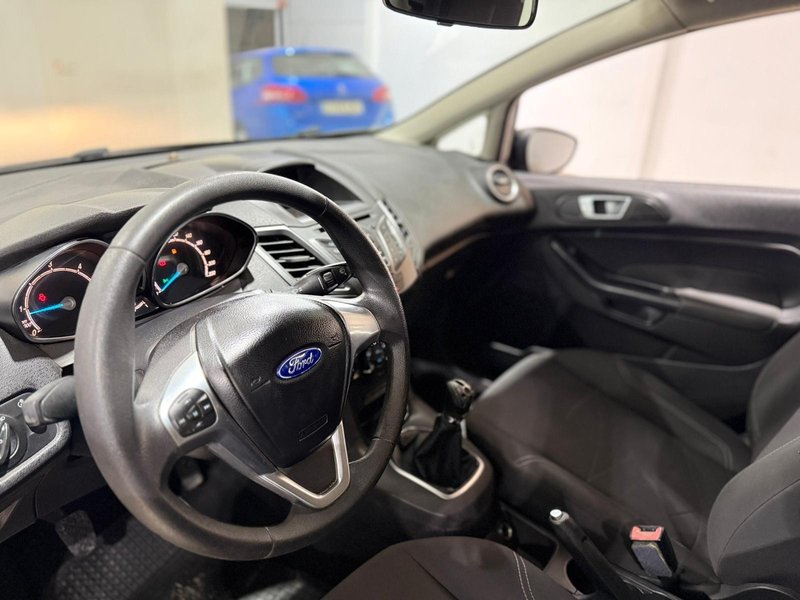 Ford Fiesta 1.5 TDCi Titanium 5p 2014, foto 9