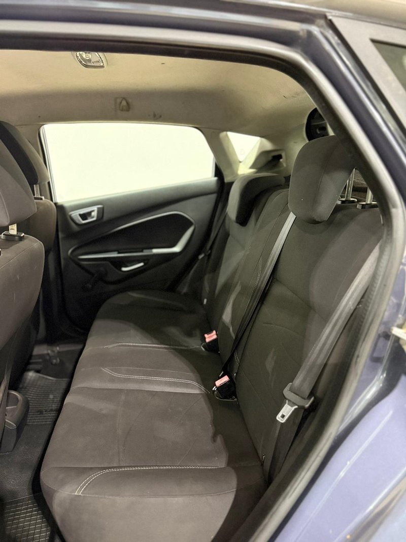 Ford Fiesta 1.5 TDCi Titanium 5p 2014, foto 12