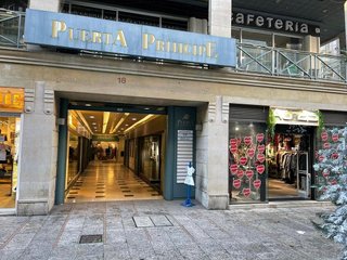 Local comercial en alquiler en Areal – Zona Centro en Vigo