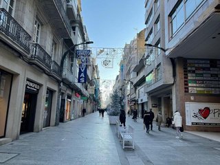 Local comercial en alquiler en Areal – Zona Centro en Vigo