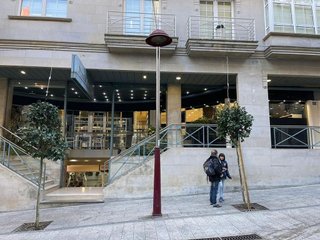 Local comercial en alquiler en Areal – Zona Centro en Vigo