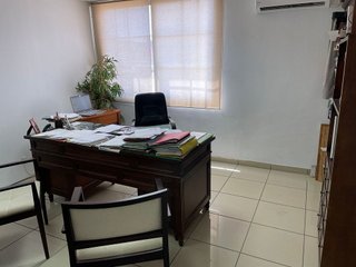 Nave industrial en alquiler en La Paz en Alcalá de Guadaira
