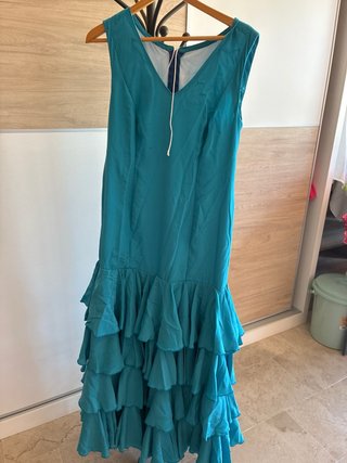 Traje de flamenca varios colores tallas 42-44