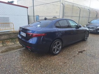 Giulia 210cv NO CAMBIOS
