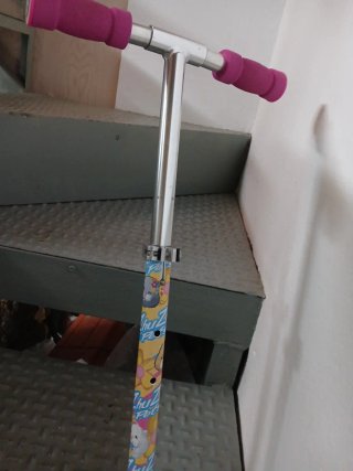 Patinete infantil amarillo