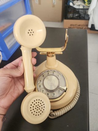 Teléfono Antiguo Baquelita Beige y Dorado