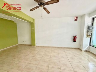Local comercial en alquiler en Santa Rosa - Valdeolleros en Córdoba