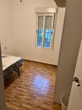 Piso en alquiler en Polígono Cartuja – La Paz en Granada