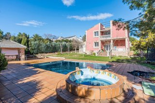 Chalet en venta en Berrocales de Jarama en Paracuellos de Jarama