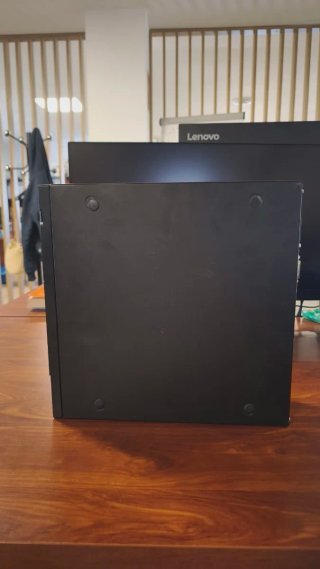 Fujitsu ESPRIMO PC (sin RAM ni HDD)