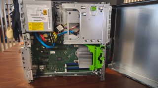 Fujitsu ESPRIMO PC (sin RAM ni HDD)