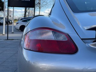PORSCHE Cayman -