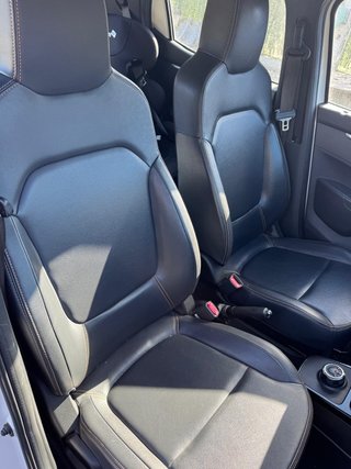 DACIA Spring Essential Electric 33kW (45CV)