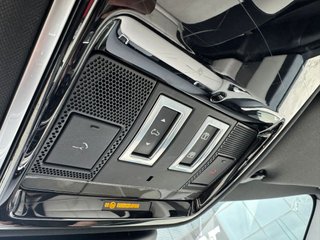 LAND ROVER Range Rover Velar 3.0D D300 R-Dynamic SE 4WD Auto
