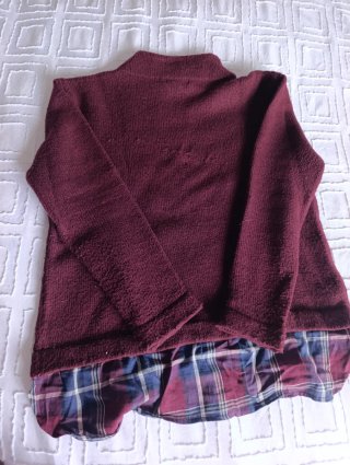 Jersey punto con camisa burdeos, granate