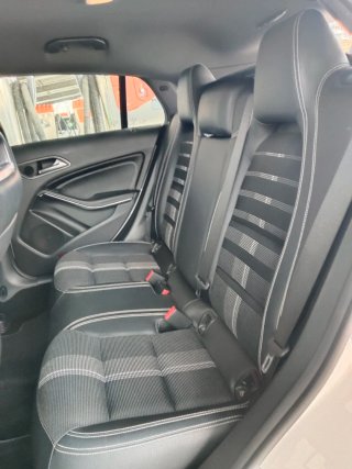 Mercedes-Benz CLA 180 2016