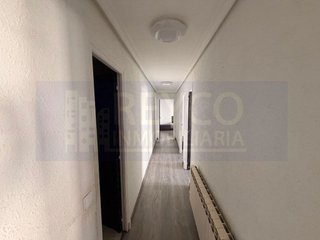Piso en venta en Portillejo - Valdegastea en Logroño