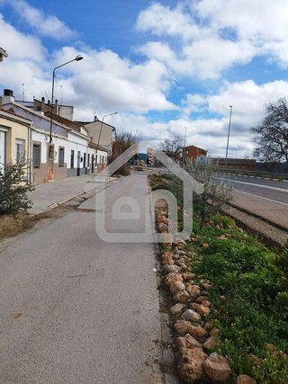 Terreno en venta en Requena