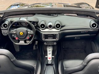 FERRARI California 2+2 plazas