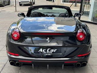 FERRARI California 2+2 plazas