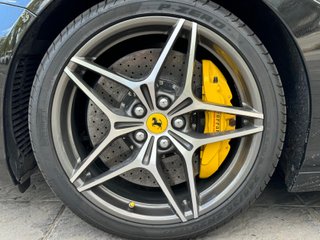 FERRARI California 2+2 plazas