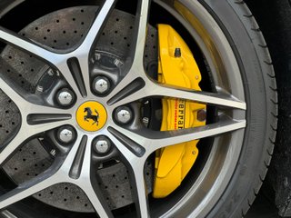 FERRARI California 2+2 plazas
