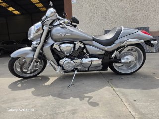 Suzuki Intruder M 1800 R Plata