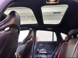 Mercedes-Benz GLA Mercedes-AMG GLA 45 S 4MATIC+