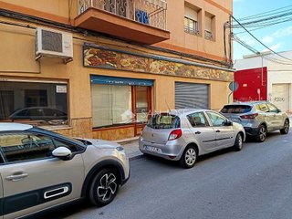 Local comercial en venta en Novelda