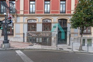 Local comercial en venta en Casco Histórico en Oviedo
