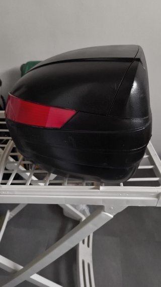 Baúl SHAD SH40 Negro/Rojo