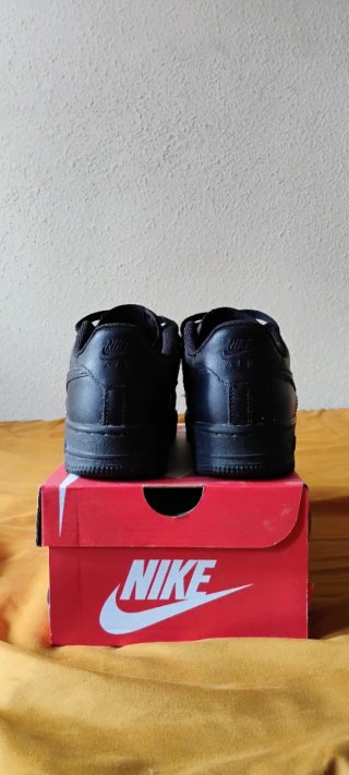 Nike Air Force 1 Negras Talla 38